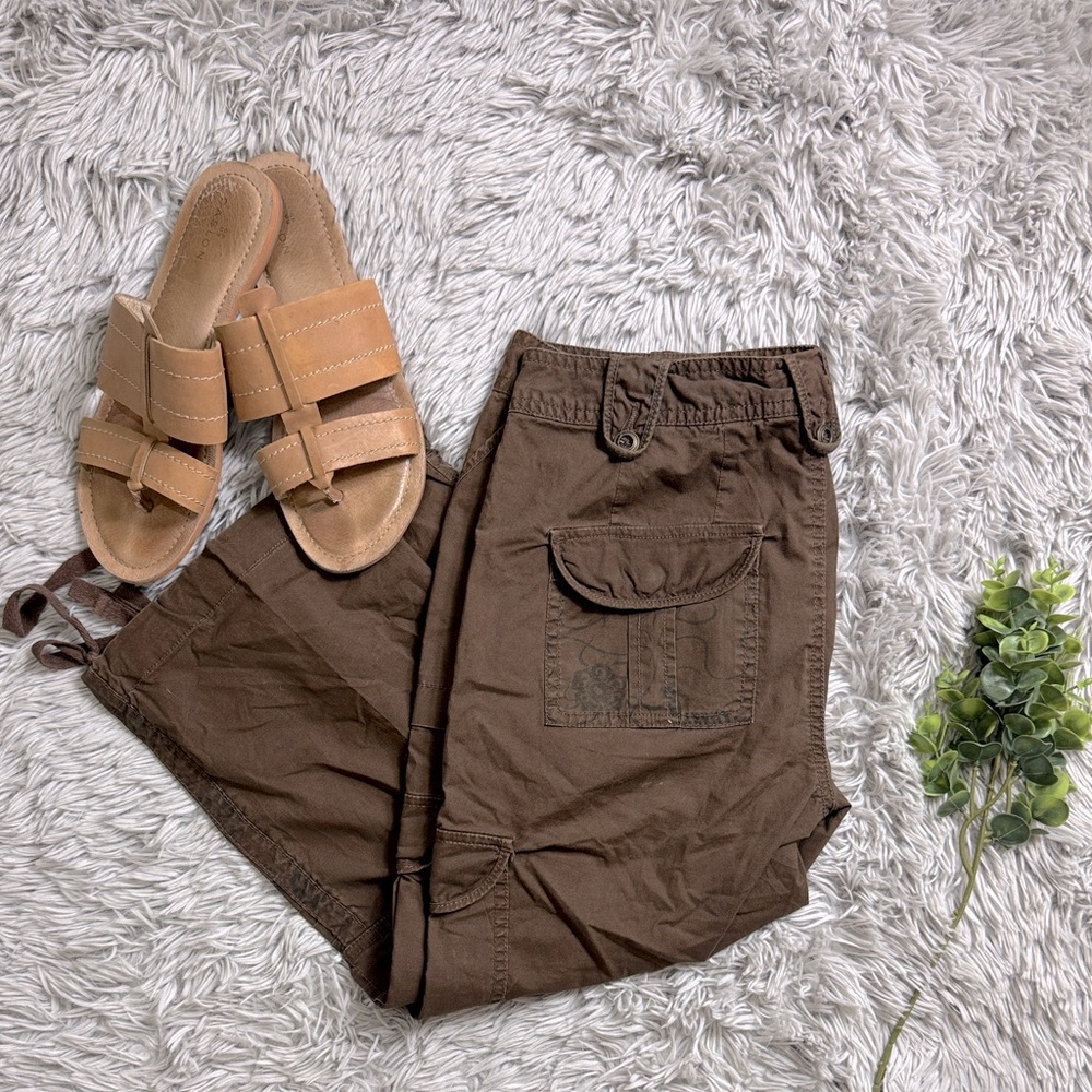 Apt. 9 Brown Cotton capri cargo Pants size 6